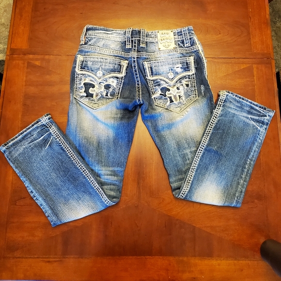 Mens Rock Revival Jeans - Picture 3 of 5